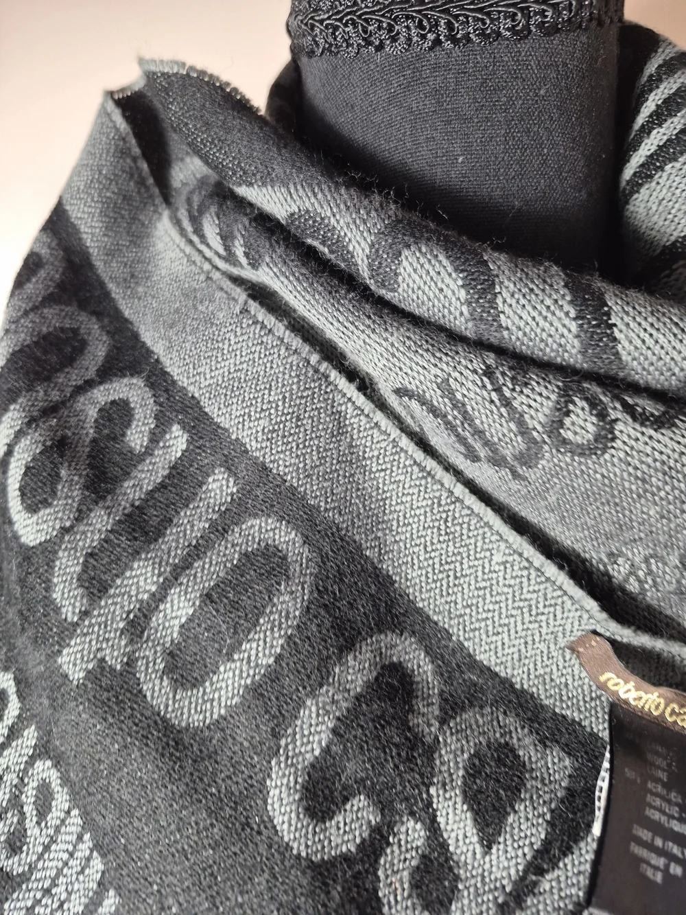 Roberto Cavalli  Grey/ Black Wool Blend Mens Scarf Designer UNISEX MADE In ITALY